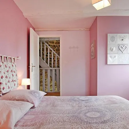 Semi Detached House, * Bacilly